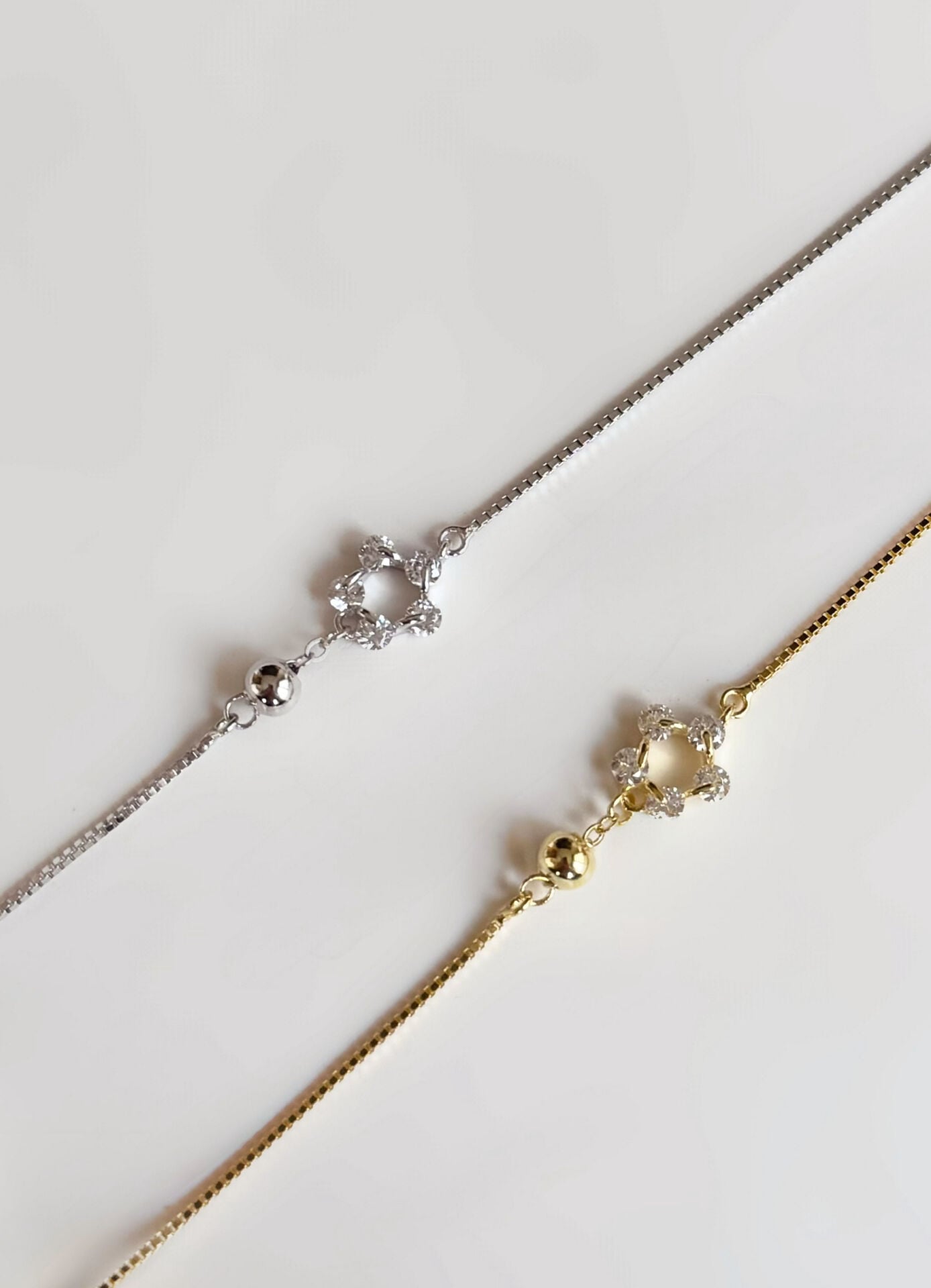 Taşlı Daisy Bileklik Gold