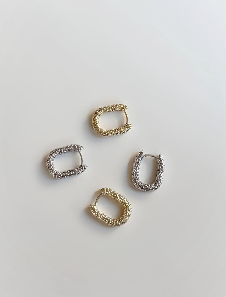 Dokulu Küpe Silver